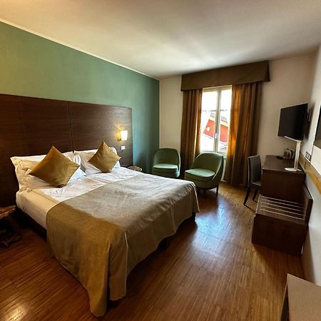 Hotel Cortese 아르메노 외부 사진