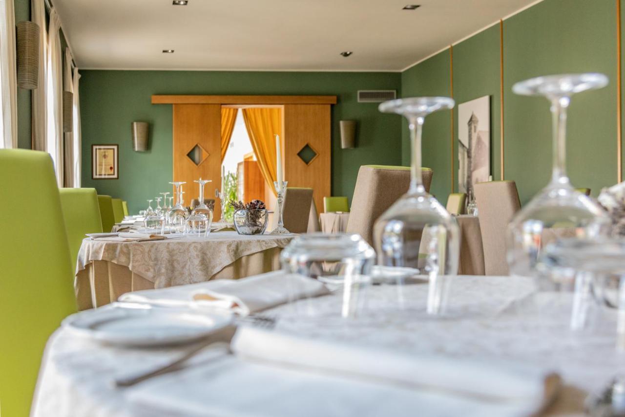 Hotel Cortese 아르메노 외부 사진
