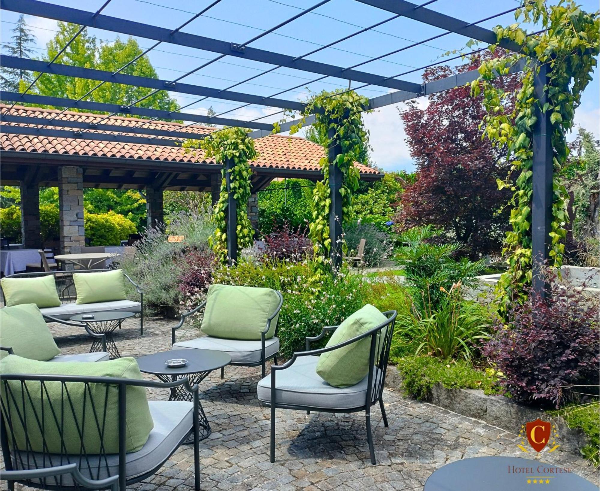 Hotel Cortese 아르메노 외부 사진
