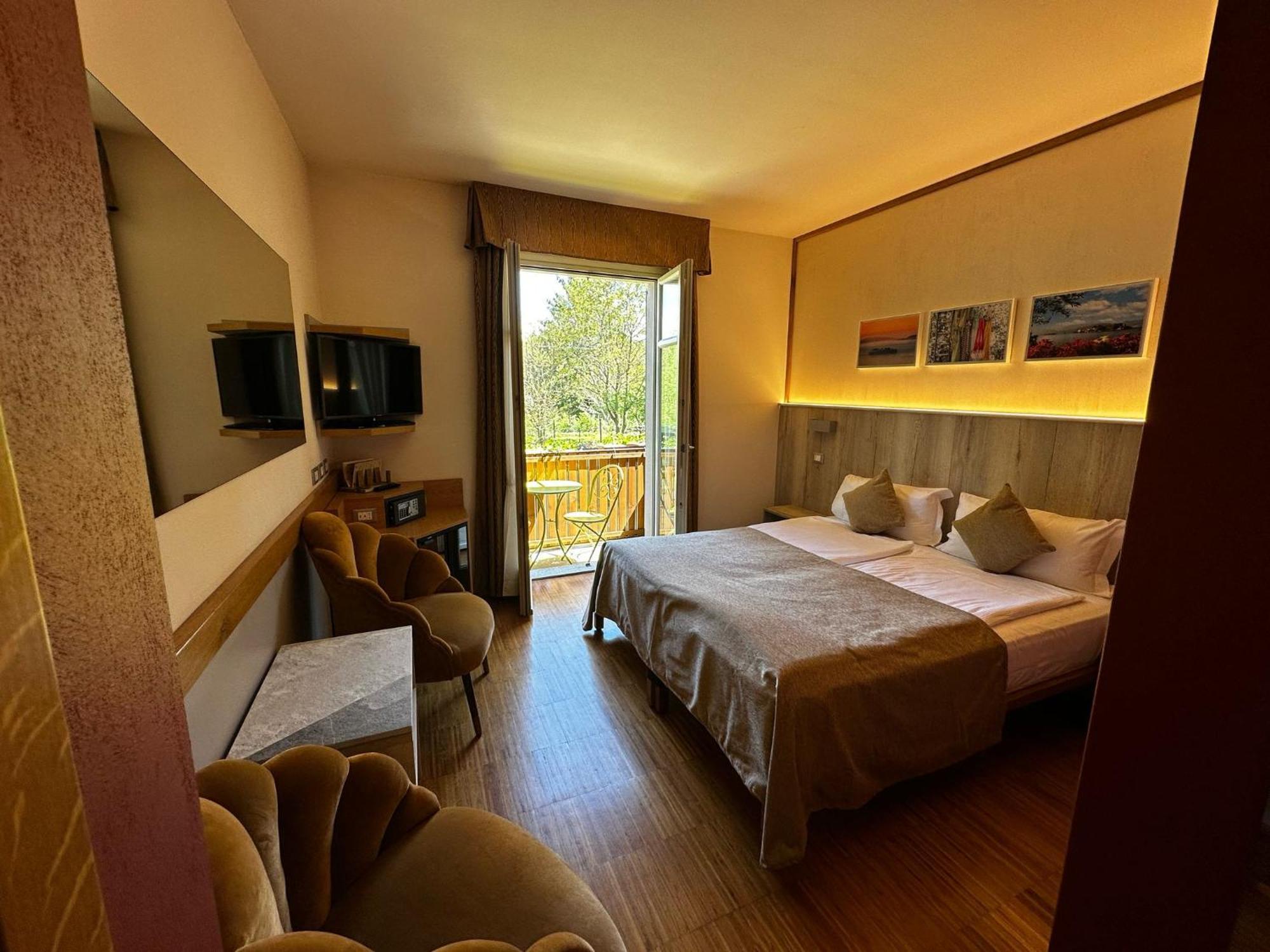 Hotel Cortese 아르메노 외부 사진